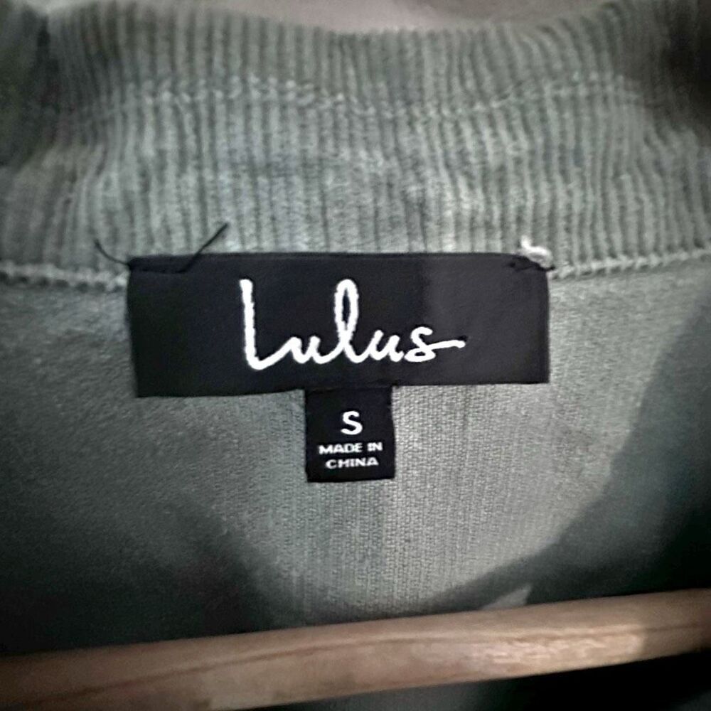 LULU'S | Sage Green Corduroy Cropped Jacket Button Down | Size Small - Picture 3 of 5